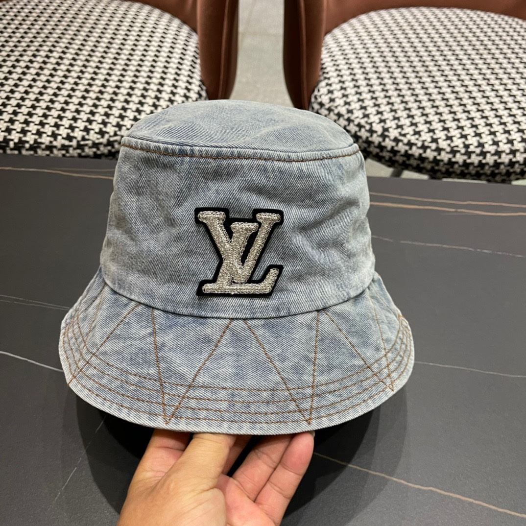 Louis Vuitton Caps